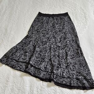 Fresh Produce stretch pull on midi skirt paisley size small